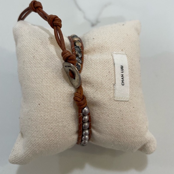 Chan Luu Smokey Mix Single Wrap Bracelet - Picture 3 of 3